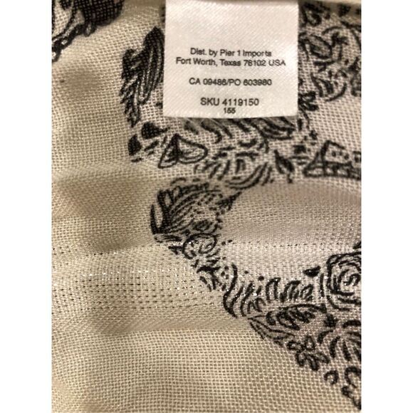 Pier 1 Sugar Skull Halloween Autumn Lightweight Tassle Scarf with Sparkle Glitte - Picture 8 of 16